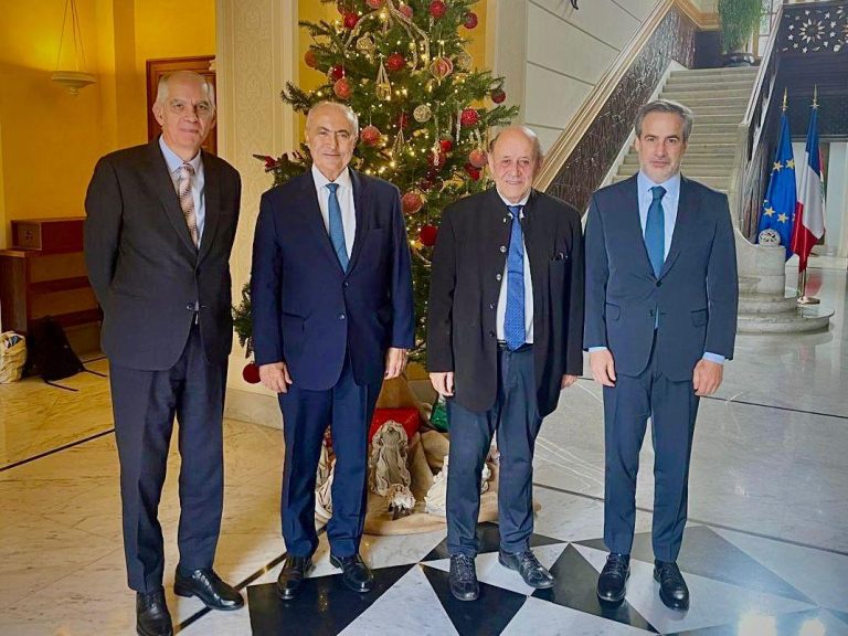 مخزومي : ناقشنا مع لودريان آلية عمل “الميكانيزم”والتشديد على الالتزام بالقرارات الدولية