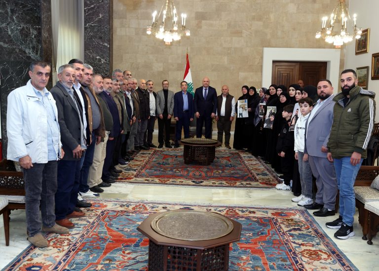 رئيس الجمهورية اكد أولوية ملف الاسرى في السجون الإسرائيلية وان القضية ستبقى حاضرة وهو حريص على جميع اللبنانيين