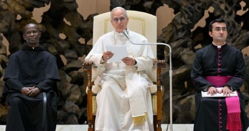 الحبر الاعظم في لقاء لمناسبة “يوبيل الدبلوماسية الايطالية”: لكلمات تبني الجسور وتُصلح الظلم وتغفر الإهانة