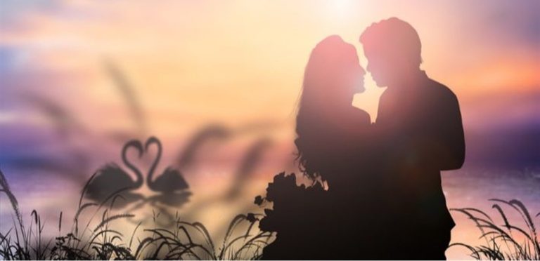 بعد أشهر من إنفصالها عن رجل أعمال… ممثلة تعيش قصّة حبّ مع منتج يكبرها سنّاً