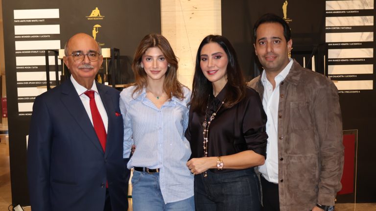 معرض Salon del Marmo: أجواء ميلادية تلتقي بسحر الابتكار