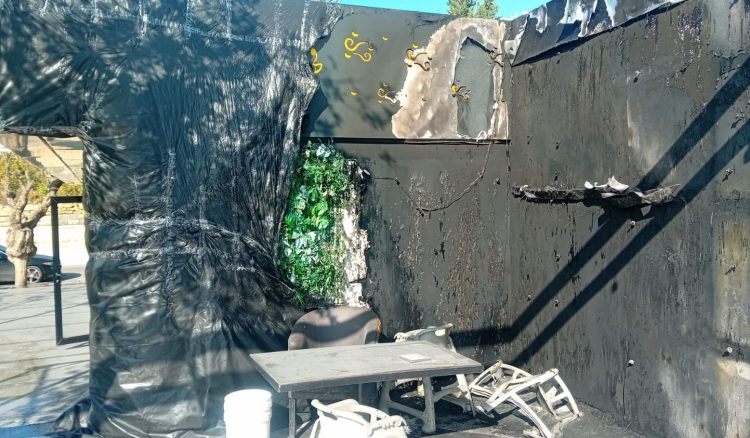 الدفاع المدني: إخماد حريق داخل مطعم في ريفون