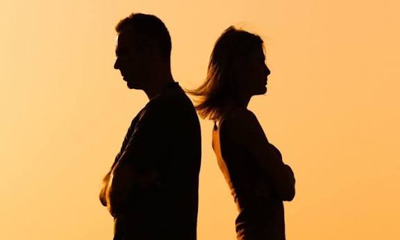 خلاف عائلي والضحية طفلهما…!